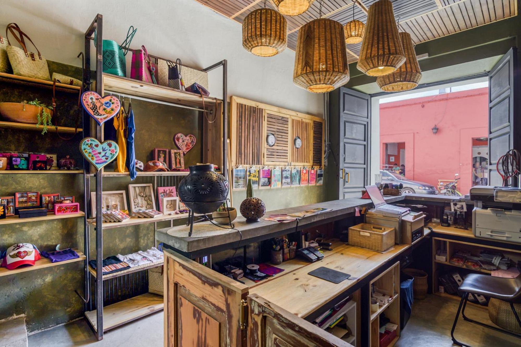 Отель Selina Oaxaca Экстерьер фото